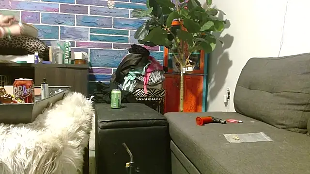 watermellonpussy online show from April 24, 1:29 am