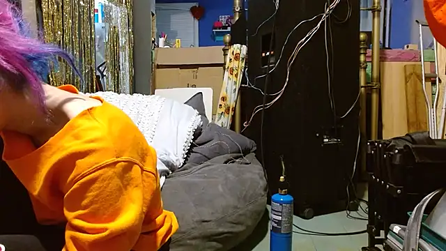 watermellonpussy online show from December 5, 4:33 am