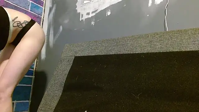 watermellonpussy online show from March 3, 1:18 pm