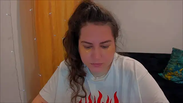 Snapshot of _madalexa_ chatting on December 29, 3:13 pm  madalexa  online show from December 29, 3:13 pm