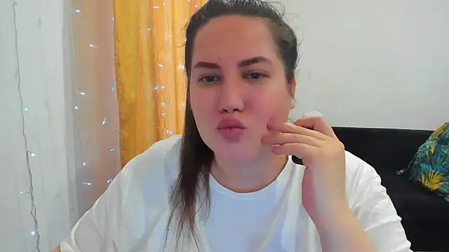  madalexa  online show from February 2, 1:10 pm