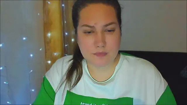  madalexa  online show from December 5, 8:39 pm