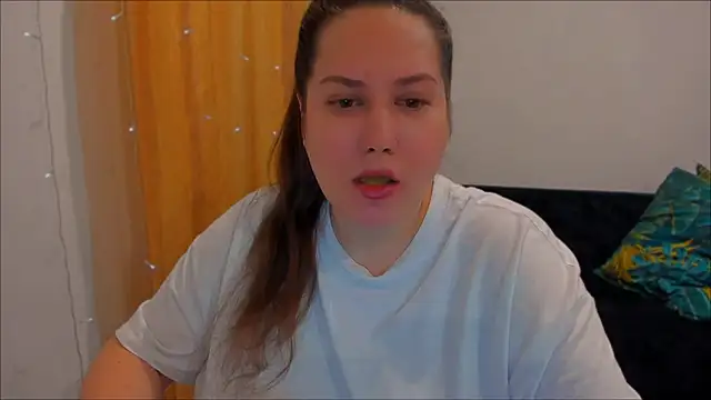 Snapshot of _madalexa_ chatting on December 27, 8:50 pm  madalexa  online show from December 27, 8:50 pm