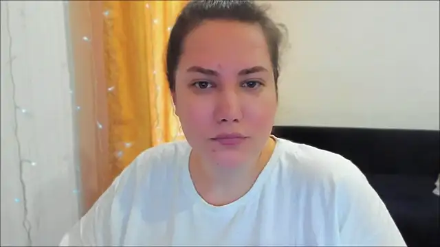  madalexa  online show from April 3, 2:01 pm