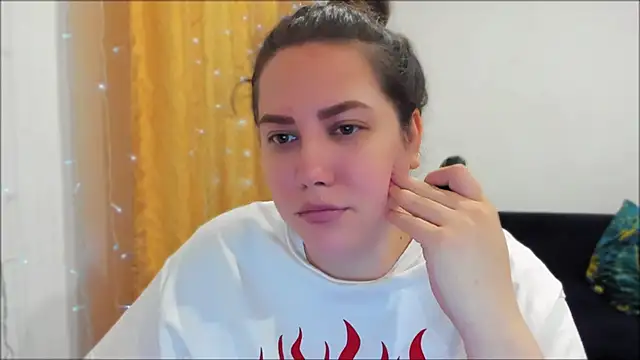  madalexa  online show from June 9, 9:49 pm
