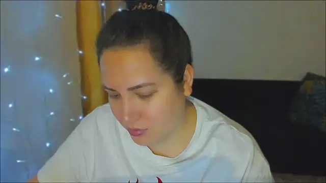 Snapshot of _madalexa_ chatting on October 25, 10:32 pm  madalexa  online show from October 25, 10:32 pm