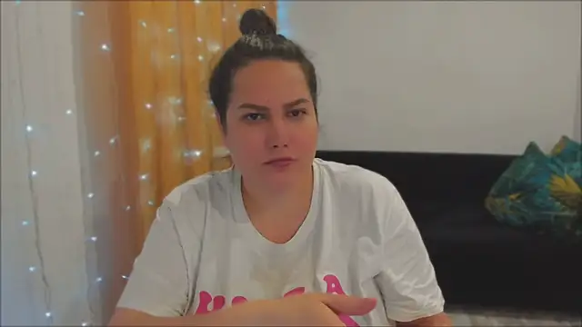 Snapshot of _madalexa_ chatting on September 14, 5:57 pm  madalexa  online show from September 14, 5:57 pm