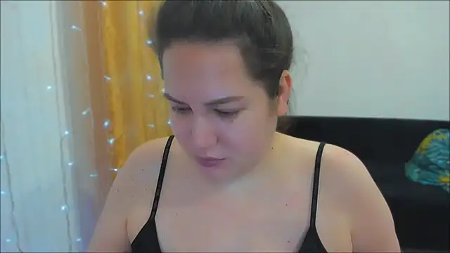 Snapshot of _madalexa_ chatting on October 30, 6:16 pm  madalexa  online show from October 30, 6:16 pm