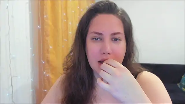 Snapshot of _madalexa_ chatting on May 6, 8:46 pm madalexa online show from May 6, 8:46 pm