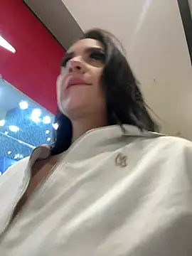 Snapshot of GabriellaFerrer chatting on March 5, 12:16 am GabriellaFerrer online show from March 5, 12:16 am