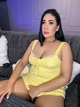 Snapshot of GabriellaFerrer chatting on November 21, 11:59 pm GabriellaFerrer online show from November 21, 11:59 pm