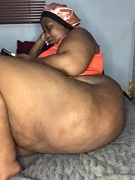 sotho ssbbw online show from May 20, 12:29 am