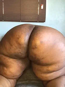 Snapshot of sotho_ssbbw chatting on June 12, 11:30 am sotho ssbbw online show from June 12, 11:30 am