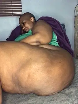 Snapshot of sotho_ssbbw chatting on June 19, 12:05 am sotho ssbbw online show from June 19, 12:05 am