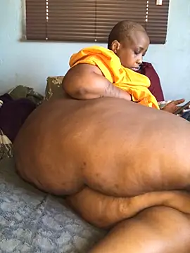 Snapshot of sotho_ssbbw chatting on June 10, 12:28 pm sotho ssbbw online show from June 10, 12:28 pm