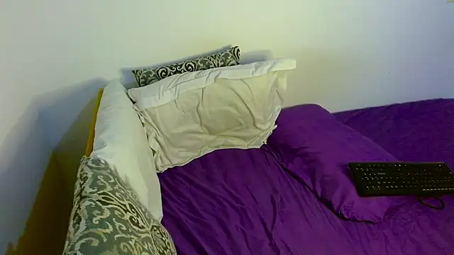 Snapshot of samanta_r_ chatting on October 1, 5:50 pm samanta r online show from October 1, 5:50 pm