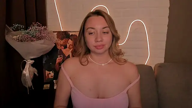DanielaWisse online show from December 21, 4:41 am