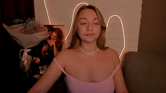 DanielaWisse online show from December 27, 2:47 am
