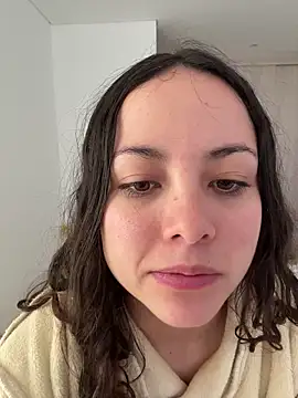 Megan Rodrigo online show from June 1, 1:00 pm