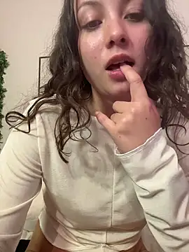 Megan Rodrigo online show from January 5, 5:27 pm