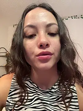 Megan Rodrigo online show from January 12, 1:29 pm