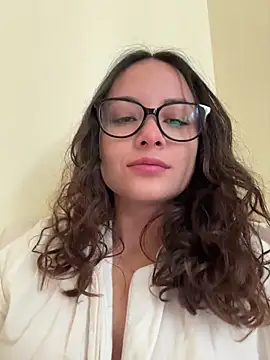 Megan Rodrigo online show from January 17, 1:15 pm