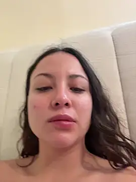 Megan Rodrigo online show from February 9, 1:42 pm