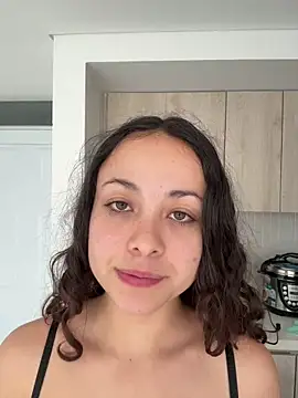 Megan Rodrigo online show from May 21, 1:52 pm
