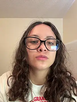 Megan Rodrigo online show from February 17, 2:14 pm