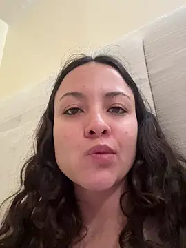 Megan Rodrigo online show from February 23, 1:55 pm