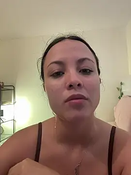 Megan Rodrigo online show from February 16, 1:54 pm