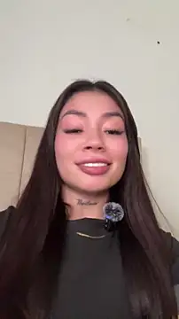 Roxanne 08 online show from May 4, 3:48 pm