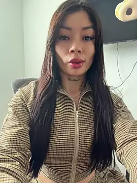 Roxanne 08 online show from July 14, 5:30 pm