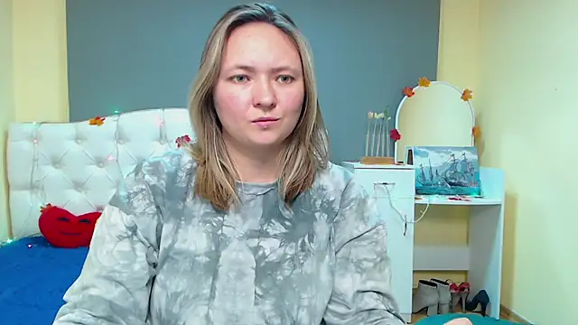 Snapshot of SallyVerda chatting on December 1, 7:26 pm SallyVerda online show from December 1, 7:26 pm