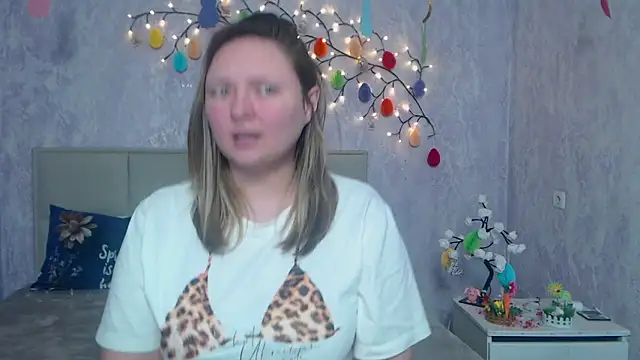 SallyVerda online show from April 14, 5:29 pm