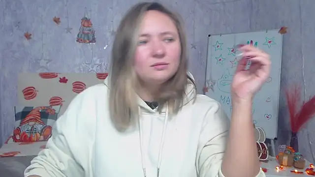 Snapshot of SallyVerda chatting on November 21, 6:51 pm SallyVerda online show from November 21, 6:51 pm