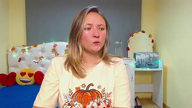 Snapshot of SallyVerda chatting on November 12, 7:18 pm SallyVerda online show from November 12, 7:18 pm