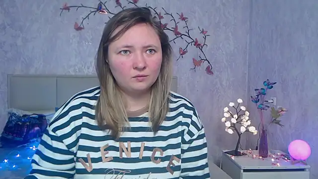 SallyVerda online show from March 10, 6:45 pm