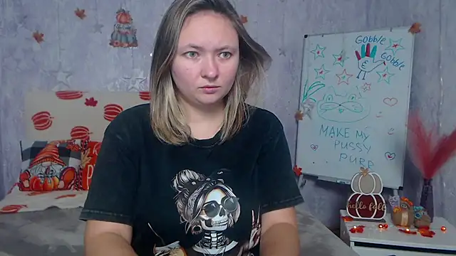 Snapshot of SallyVerda chatting on November 28, 6:30 pm SallyVerda online show from November 28, 6:30 pm