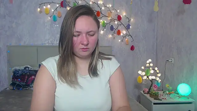 SallyVerda online show from March 31, 5:37 pm