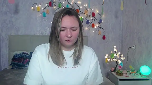 SallyVerda online show from April 3, 5:52 pm