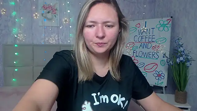 Snapshot of SallyVerda chatting on September 12, 5:45 pm SallyVerda online show from September 12, 5:45 pm