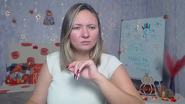 Snapshot of SallyVerda chatting on November 27, 7:25 pm SallyVerda online show from November 27, 7:25 pm