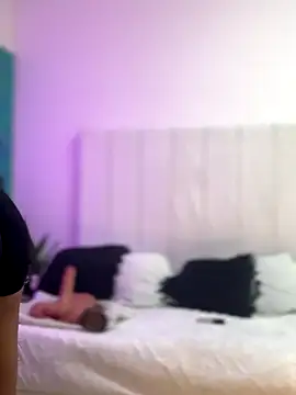 Snapshot of Amber_Martins_ chatting on November 25, 2:01 am Amber Martins online show from November 25, 2:01 am