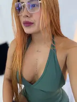 Amber Martins  online show from February 3, 11:21 pm