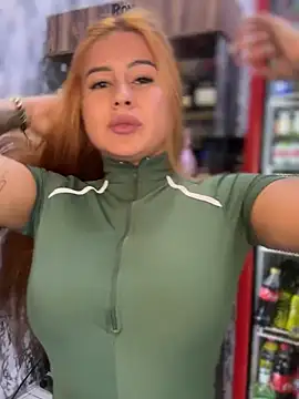 Snapshot of Amber_Martins_ chatting on March 22, 5:31 pm Amber Martins online show from March 22, 5:31 pm