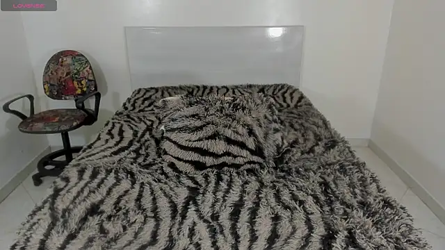 Snapshot of Dayanna_tecca chatting on June 5, 1:32 am Dayanna tecca online show from June 5, 1:32 am
