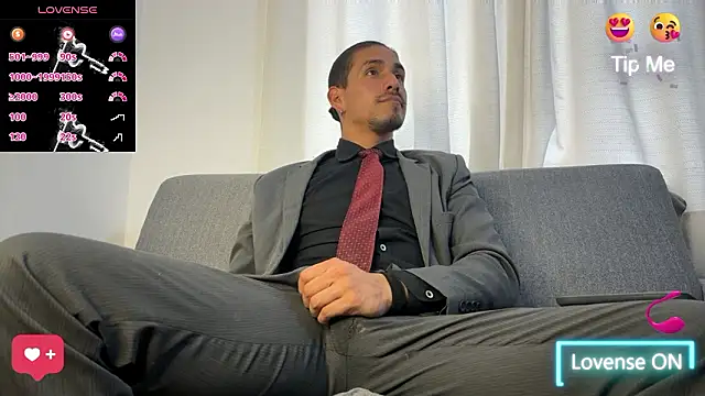 Tom blunt96 online show from February 20, 7:05 pm