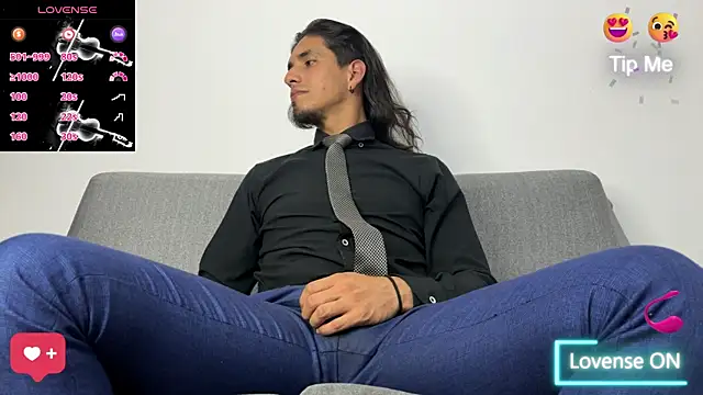 Tom blunt96 online show from October 11, 9:32 am