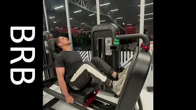 Tom blunt96 online show from March 3, 8:32 am